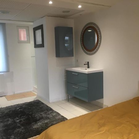 Loft Place Flores Безансон Экстерьер фото